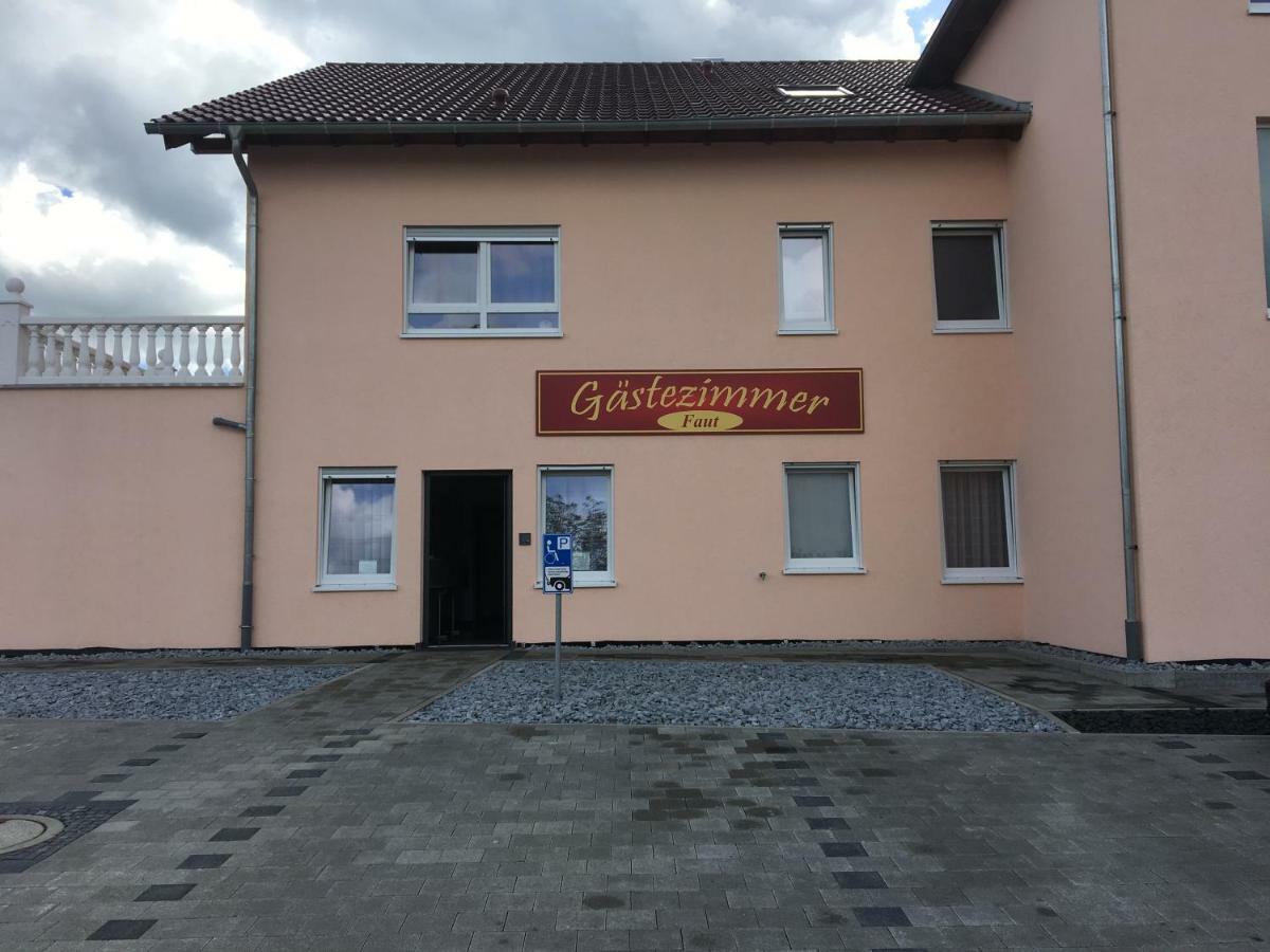 Gaestezimmer Faut Gæstehus Schorndorf (Baden-Wurttemberg)